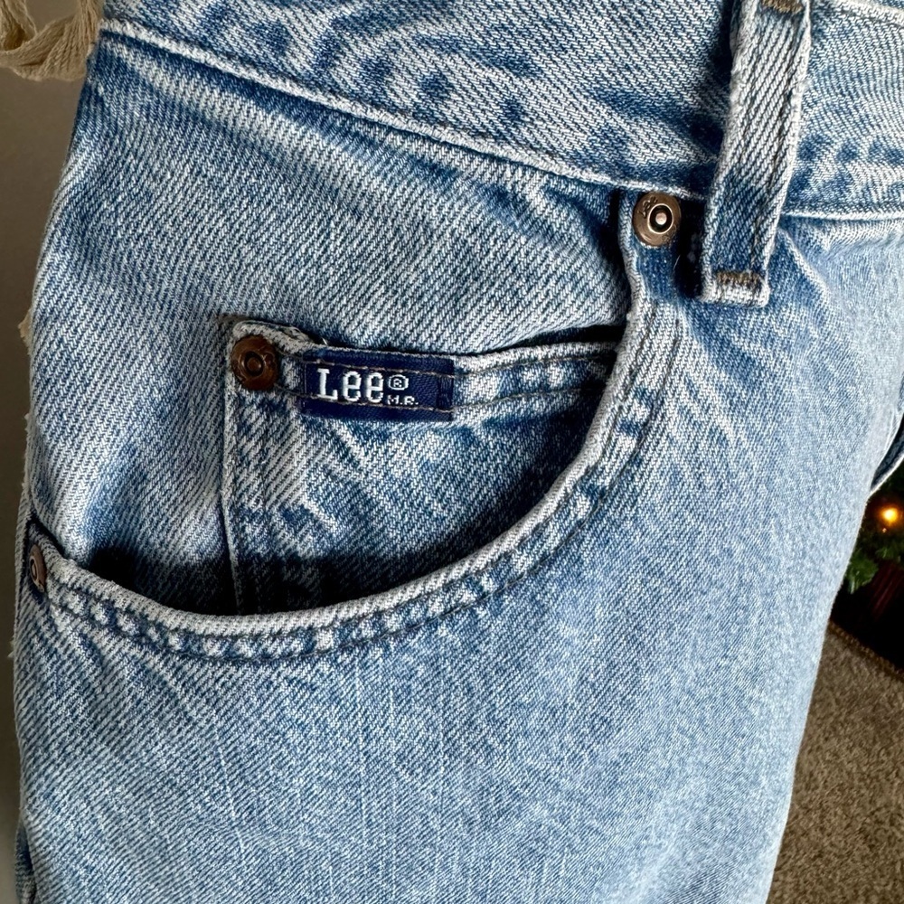 Vintage Lee Jeans | Excellent Vintage Condition | Size 18 | Denim | Mom Jeans - Picture 6 of 8